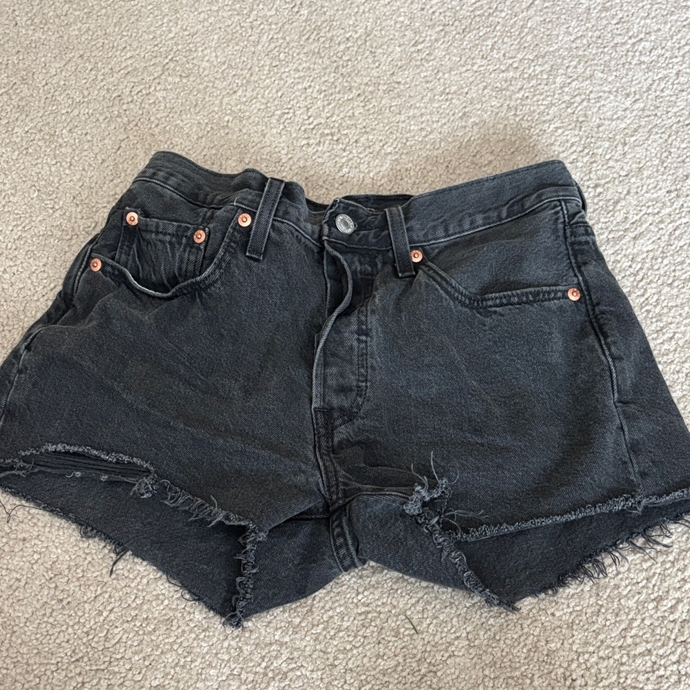 Levi High Waist Black Shorts size 27